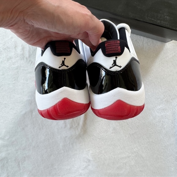 Air Jordan 11 Low Bred Black Red | Men’s 8.5 - Picture 4 of 11